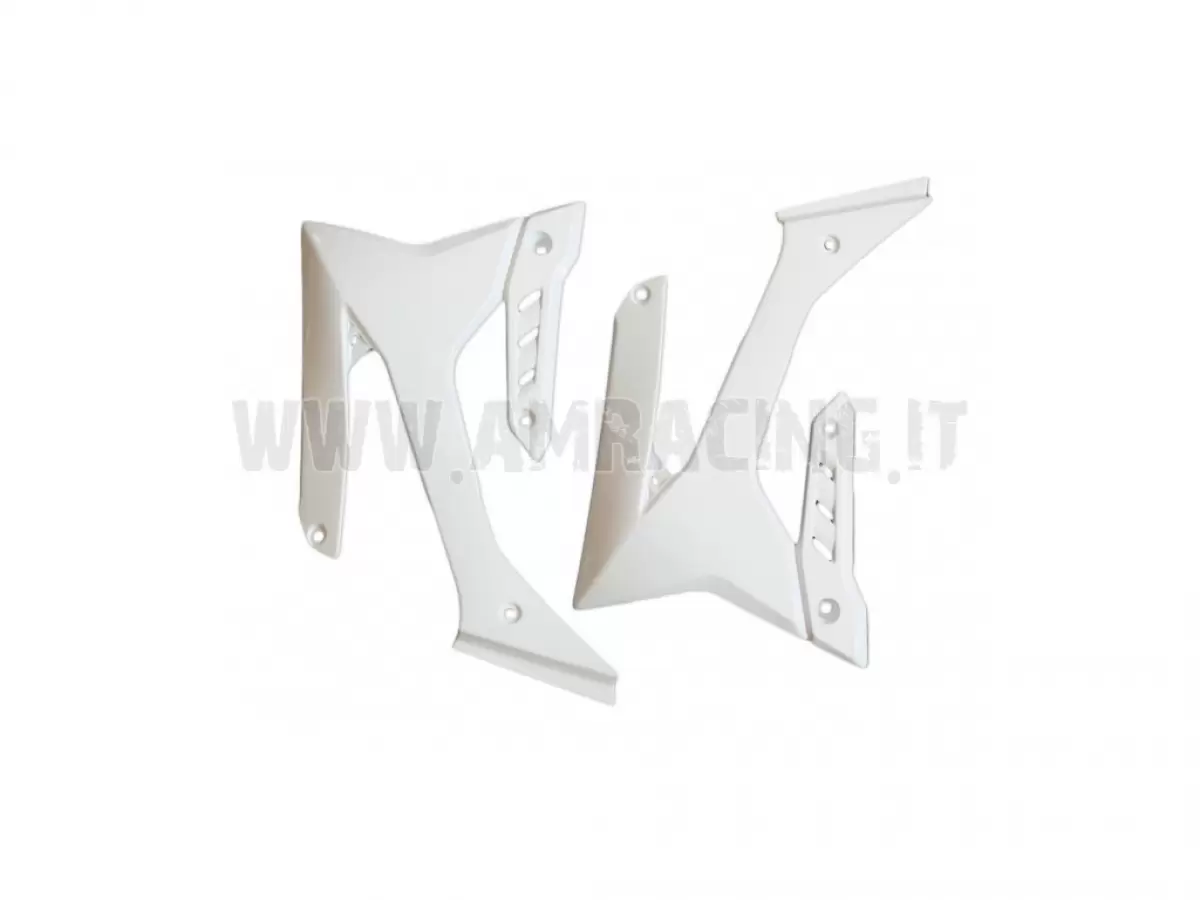 SET CONDUCTORES DE AIRE 4T 2015 + 2T FI BLANCOS (PARA MODELOS 2T CON RADIADORES DE 134 mm DE ANCHO)