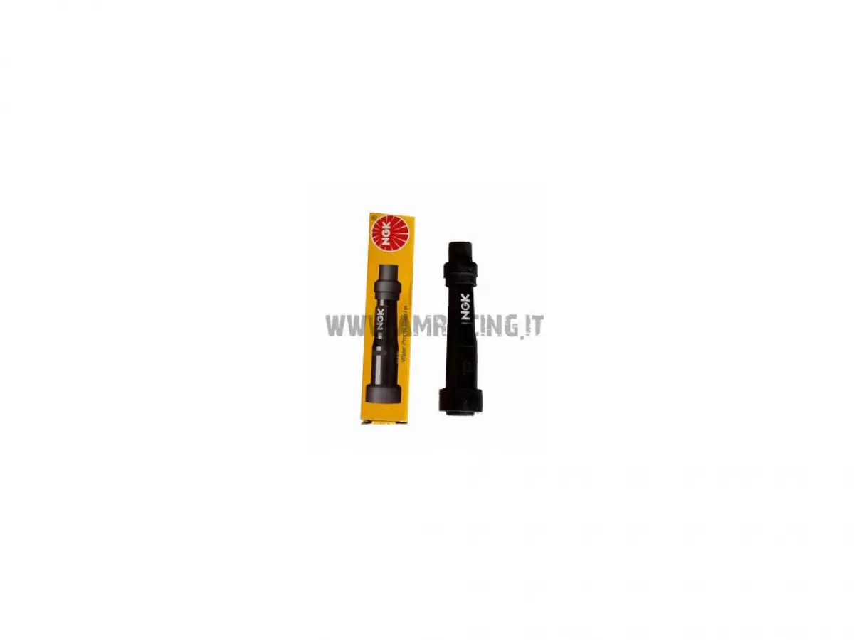NGK SD05F 4-STROKE SPARK PLUG