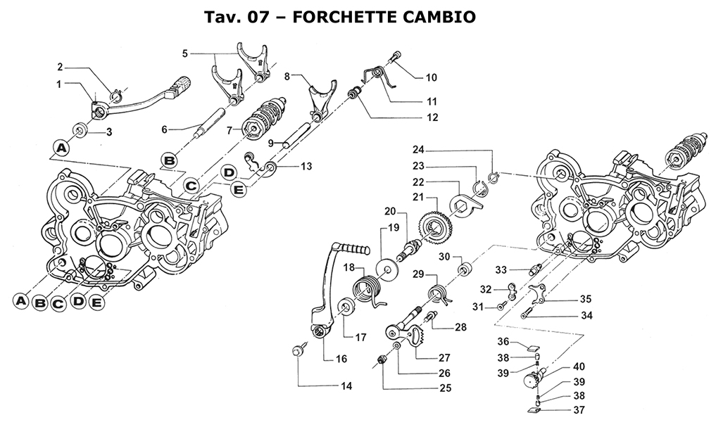 2T 125 SMR 2018 - ENGINE - GEAR FORKS
