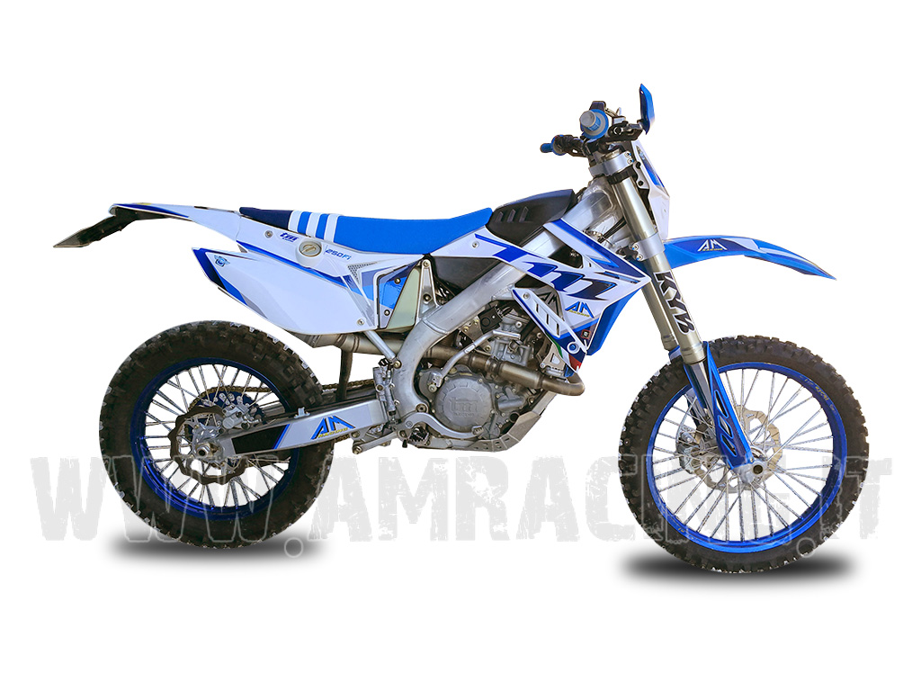 CREA IL TUO KIT DI ADESIVI AMRACING + COPERTINA SELLA
